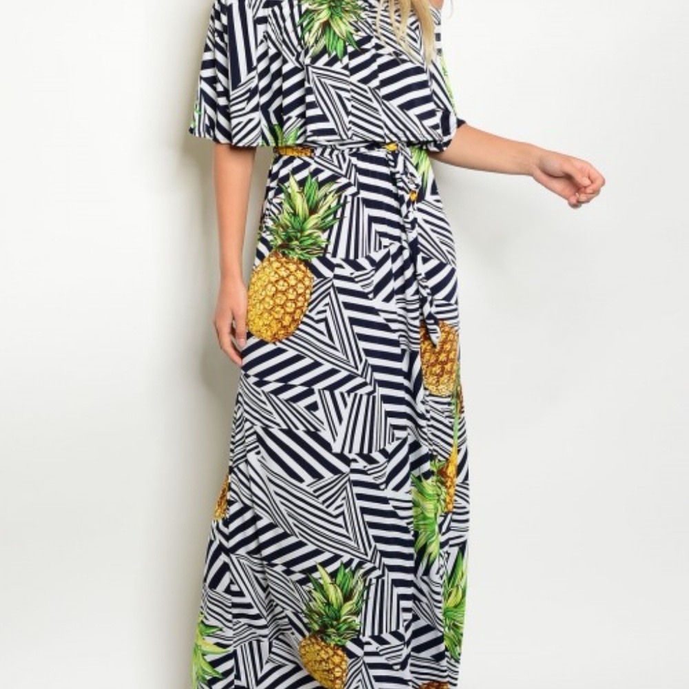 🛑LAST 1🛑"STRIPES & PINEAPPLES"  MAXI DRESS - Picture 2 of 4